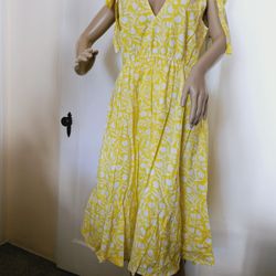 NWT PINK CITY PRINTS V Neck Midi Jasmine Dress in Yellow Lemon Tulip XS S M