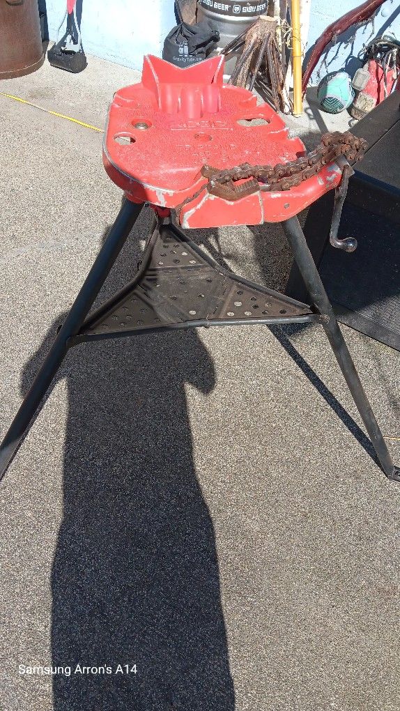 Rigid Portable Chain Vise And Stand