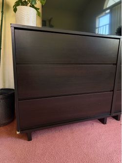 Dark Brown 3-Drawer Dresser (Damaged Corner)