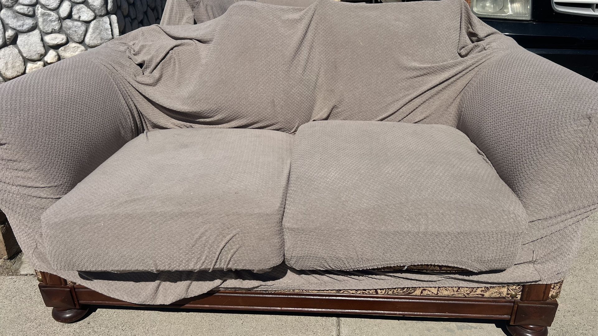 2 Free Sofas