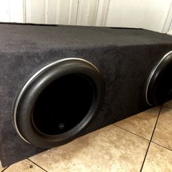 Dual 13.5 JL AUDIO W7- D 1.5 SUBWOOFER