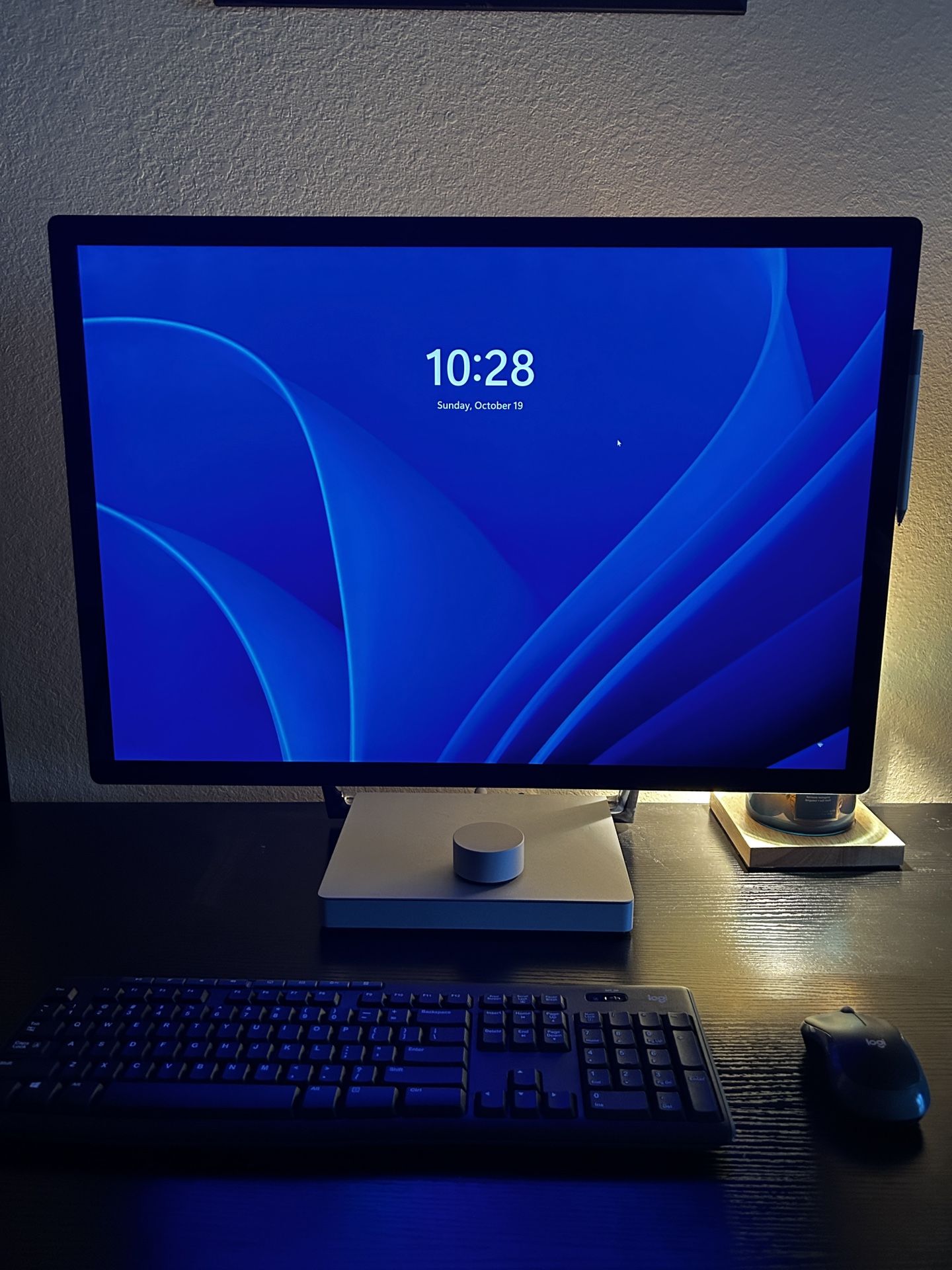 Microsoft Surface Studio 2 – i7 / GTX 1060 / 16GB / 1TB SSD – Excellent Condition