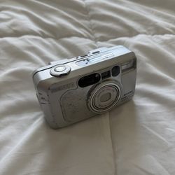 Samsung Maxima Zoom 105 Ti Quartz 35mm Point and Shoot Film Camera