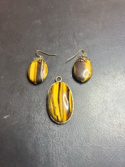 Tigers Eye 925 Pendant and earring set