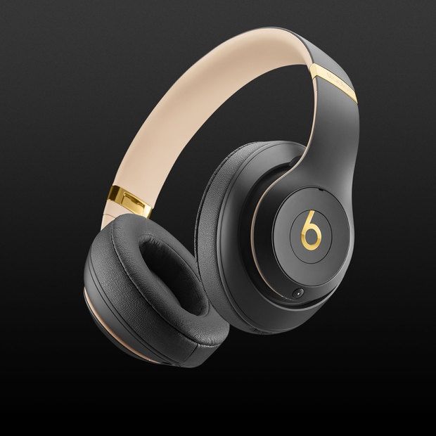 Beats studio 3 wireless head phones
