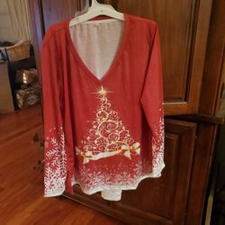 Ladies Christmas Shirt, V-neck. Sz XL, NEW