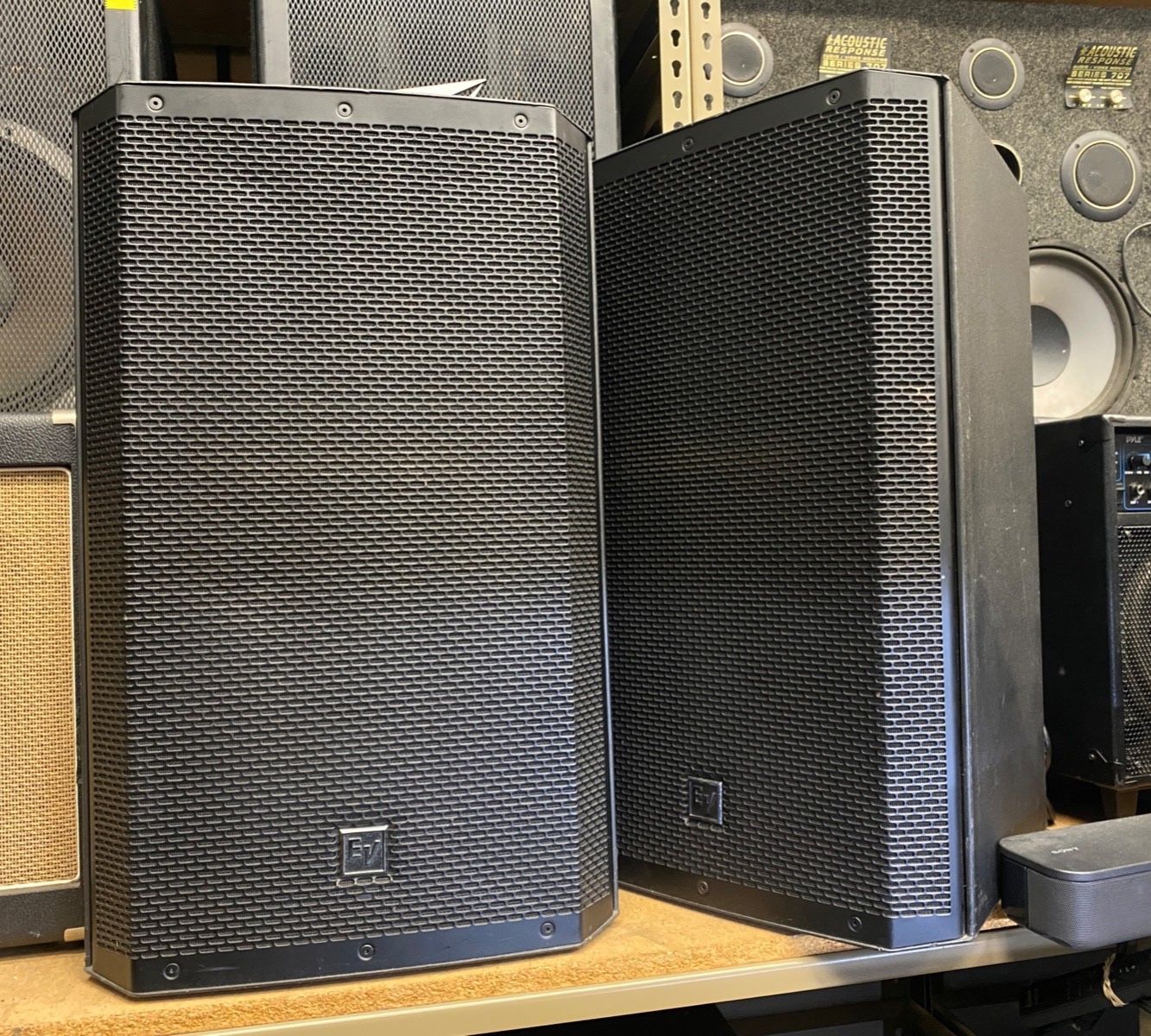 Electro-Voice ZLX-15P 15" Two-way Powered PA Loudspeaker PAIR Speakers - black  DJ Music Instruments Audio Equipment 