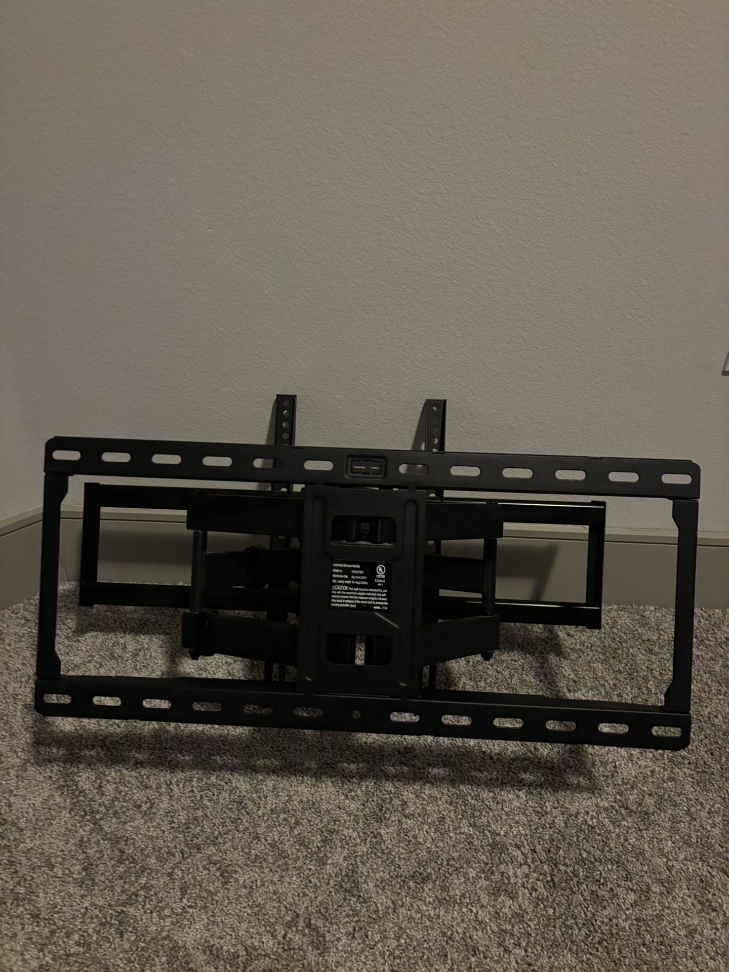 50-86 Tv Full Motion Mount With Screws