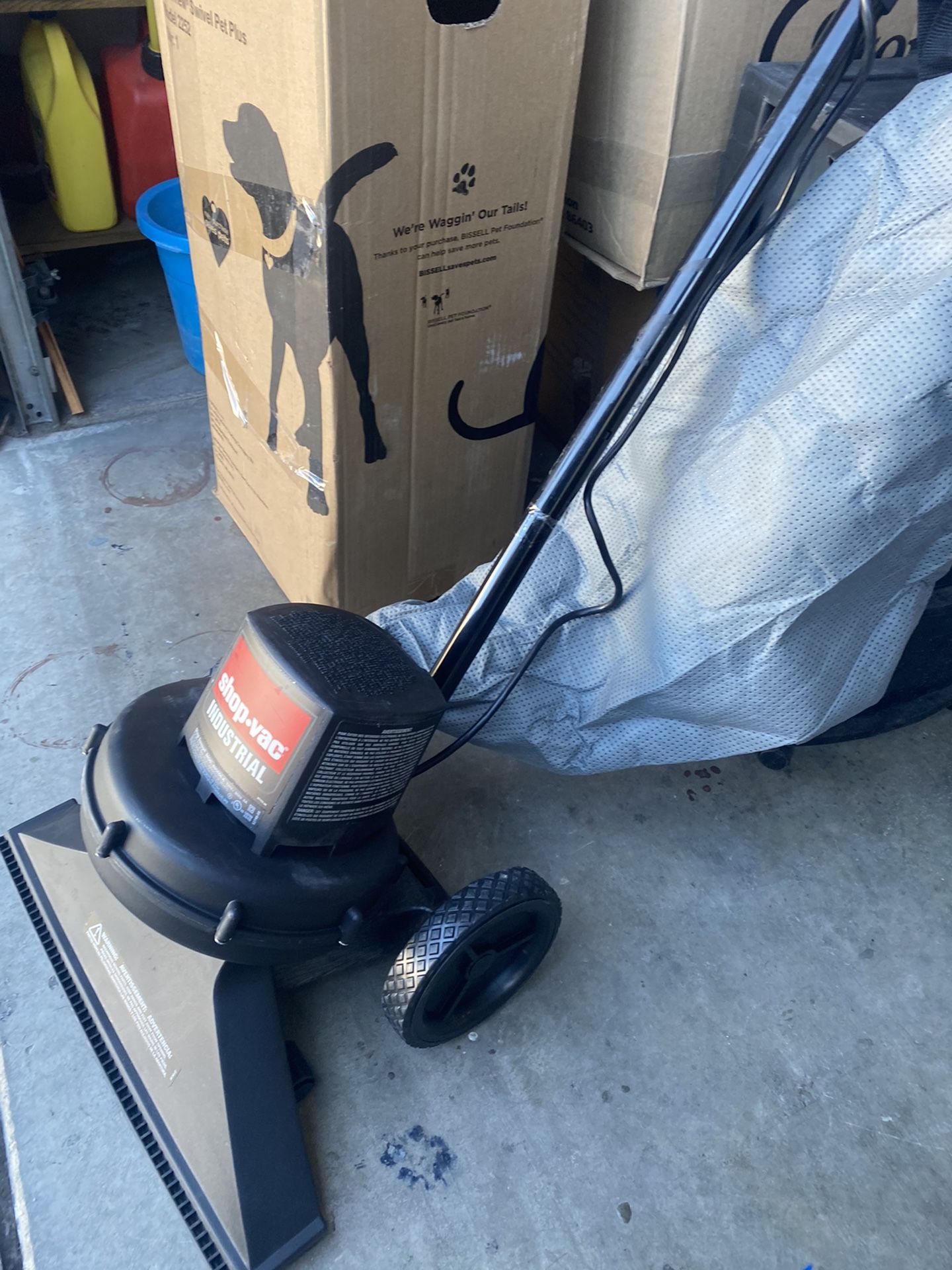Shop-vac Industrial Dry Shop Sweep Vacuum 8Gallon 1.25HP #405 Brand New New Used Excellent Condition