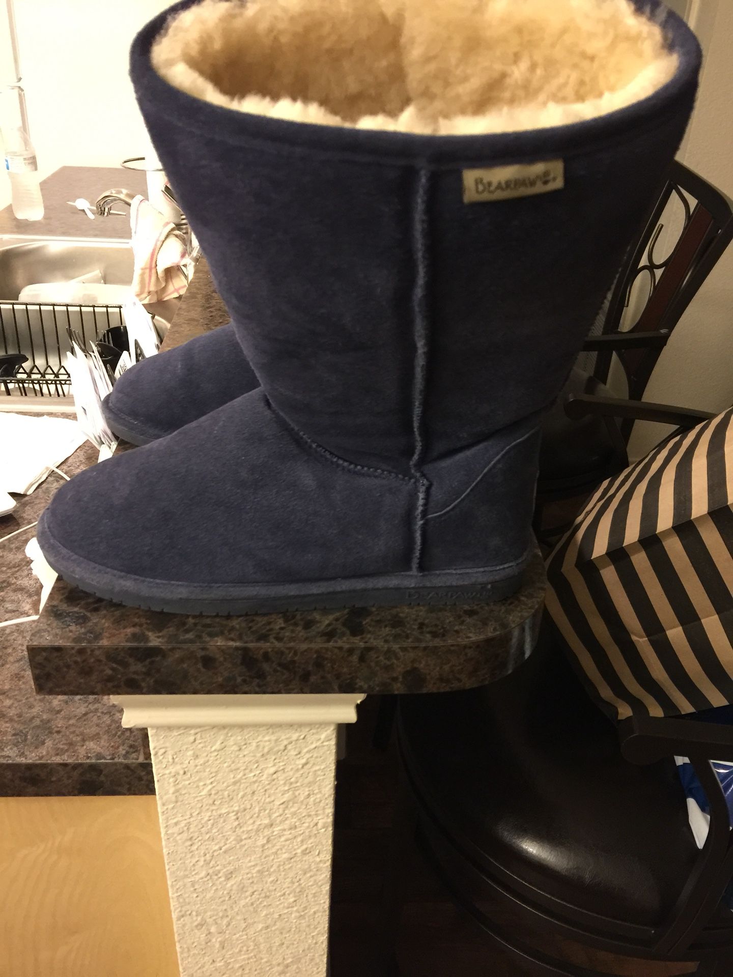 Women’s bear paw snow boots size 12