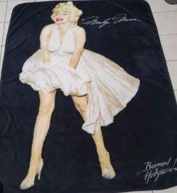Marilyn Monroe Queen Size Blanket