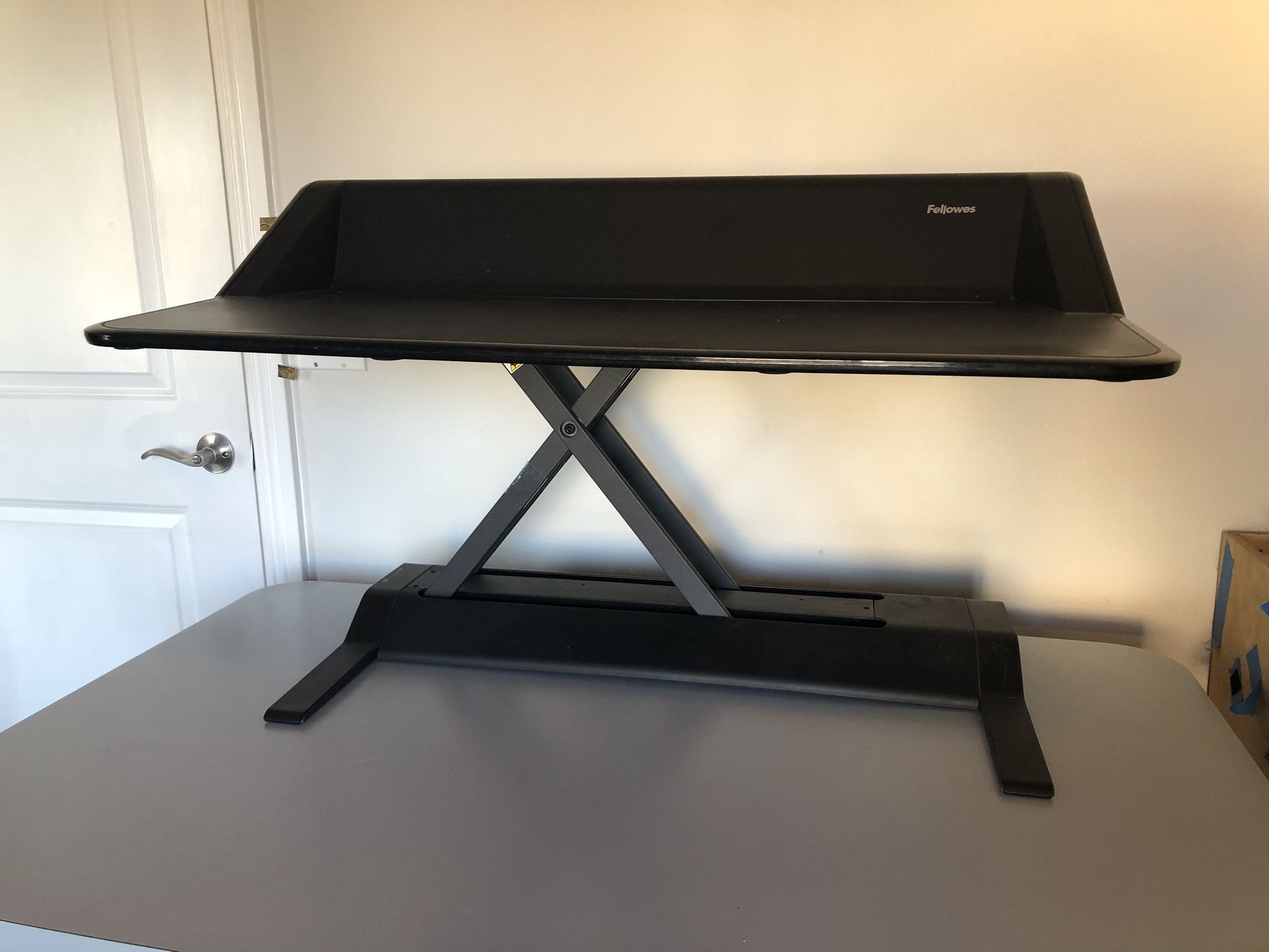 Computer Desk accessory - Adjustable Sit-Stand Workstation, Black By Fellowes Lotus - Heavy Duty 