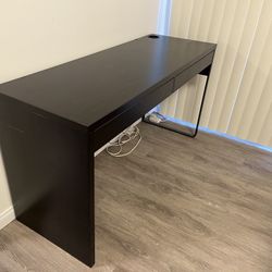 Black Desk With 2 Large Drawers 