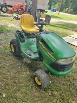 John Deere LA110 mower