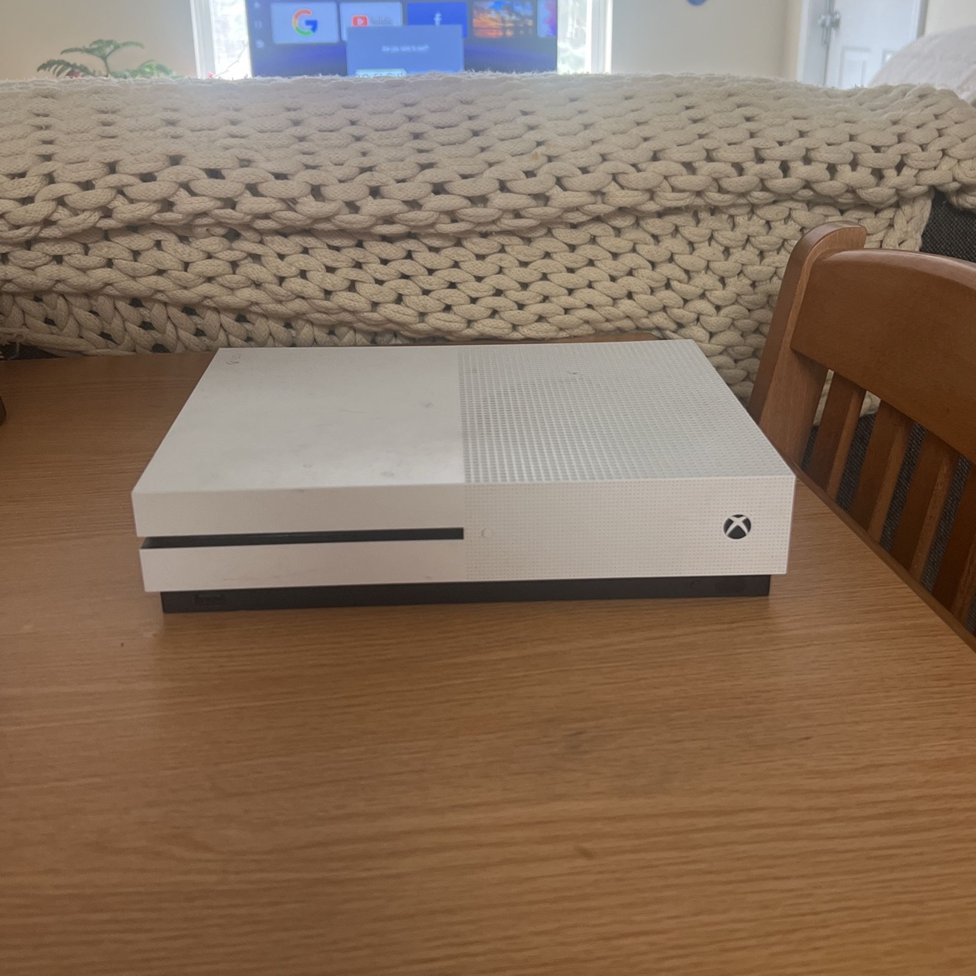 MICROSOFT XBOX ONE S - WHITE