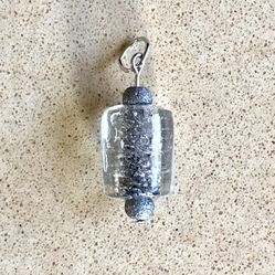🪙 Pretty, clear and sparkly silver beaded pendant