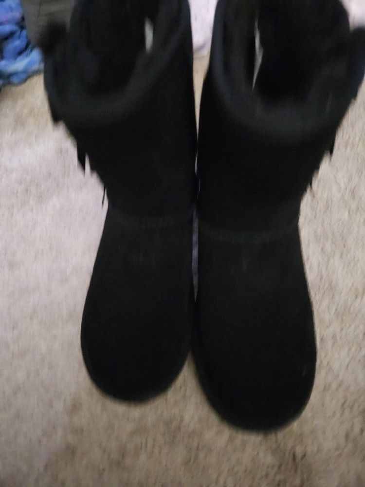 Uggs Women Size 6