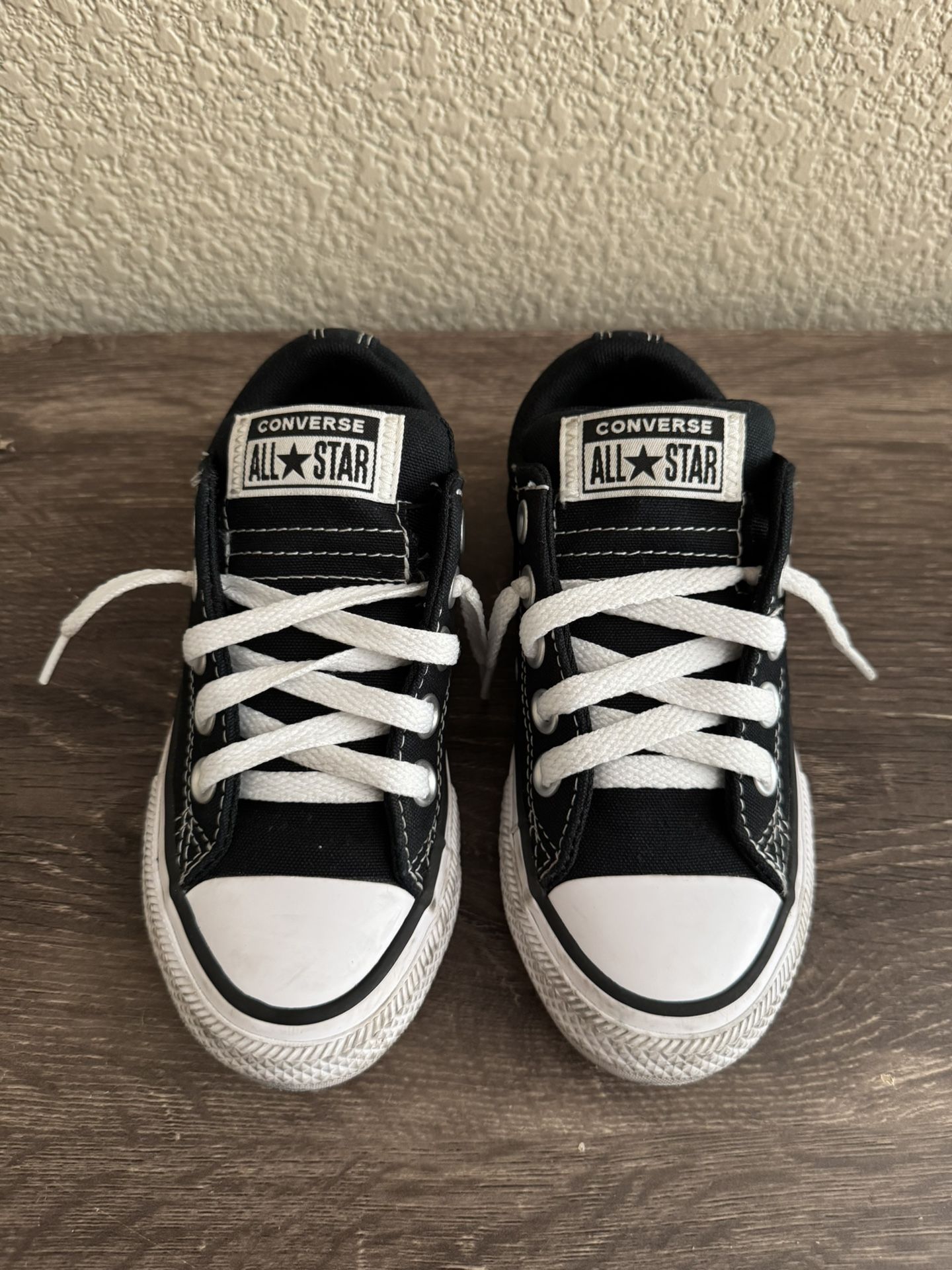 Converse Shoes Mid Sneaker Little Kid Size 11