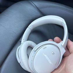 Bose Quiet Comfort Headphones