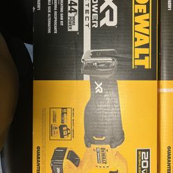 Dewalt 20V Max Power Detect Reciprocating Saw - BRAND NEW