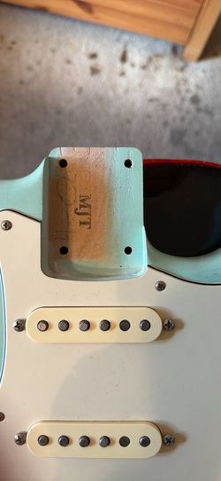 Mjt relicted Stratocaster body with fender 57/62 pickups