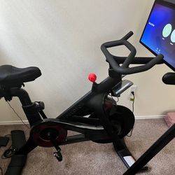 Peloton Bike Plus + Swivel Screen + Delivery + Warranty + 1000 Happy Customers 