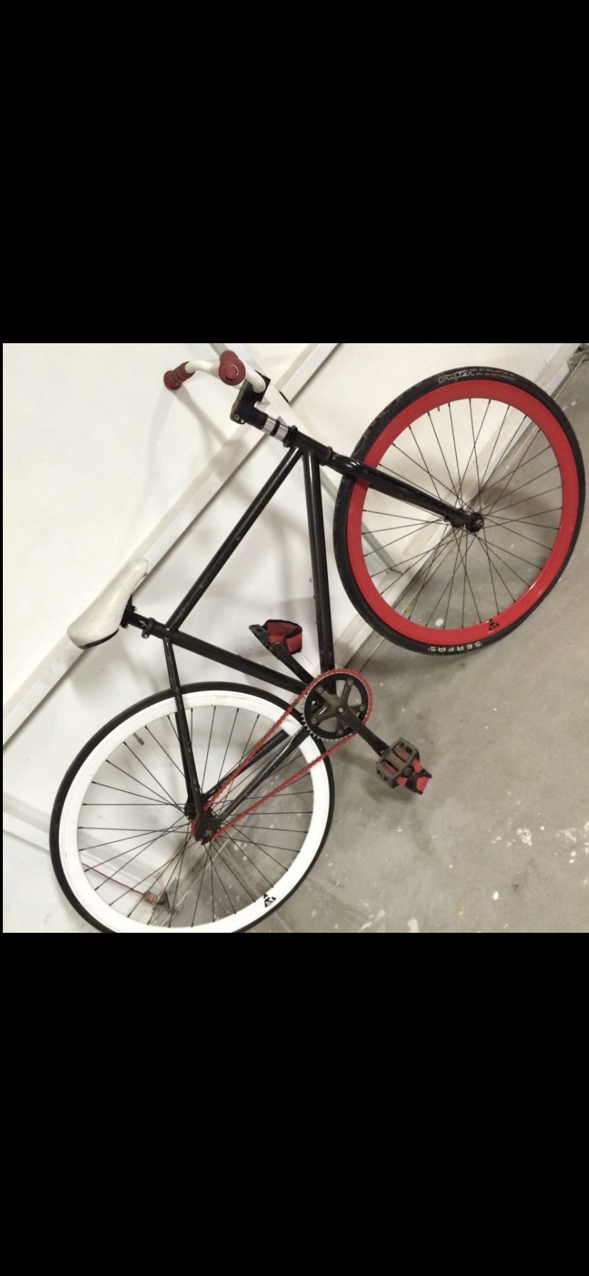 Single Speed Fixed Gear Bike, Retrospec Rims. (charcoal Grey / Red & White Colorway)