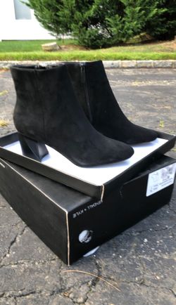 Kendall&Kylie black suede hadlee bootie