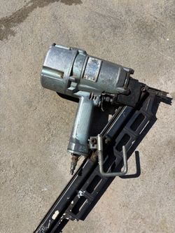 Hitachi NR83A2 framing gun