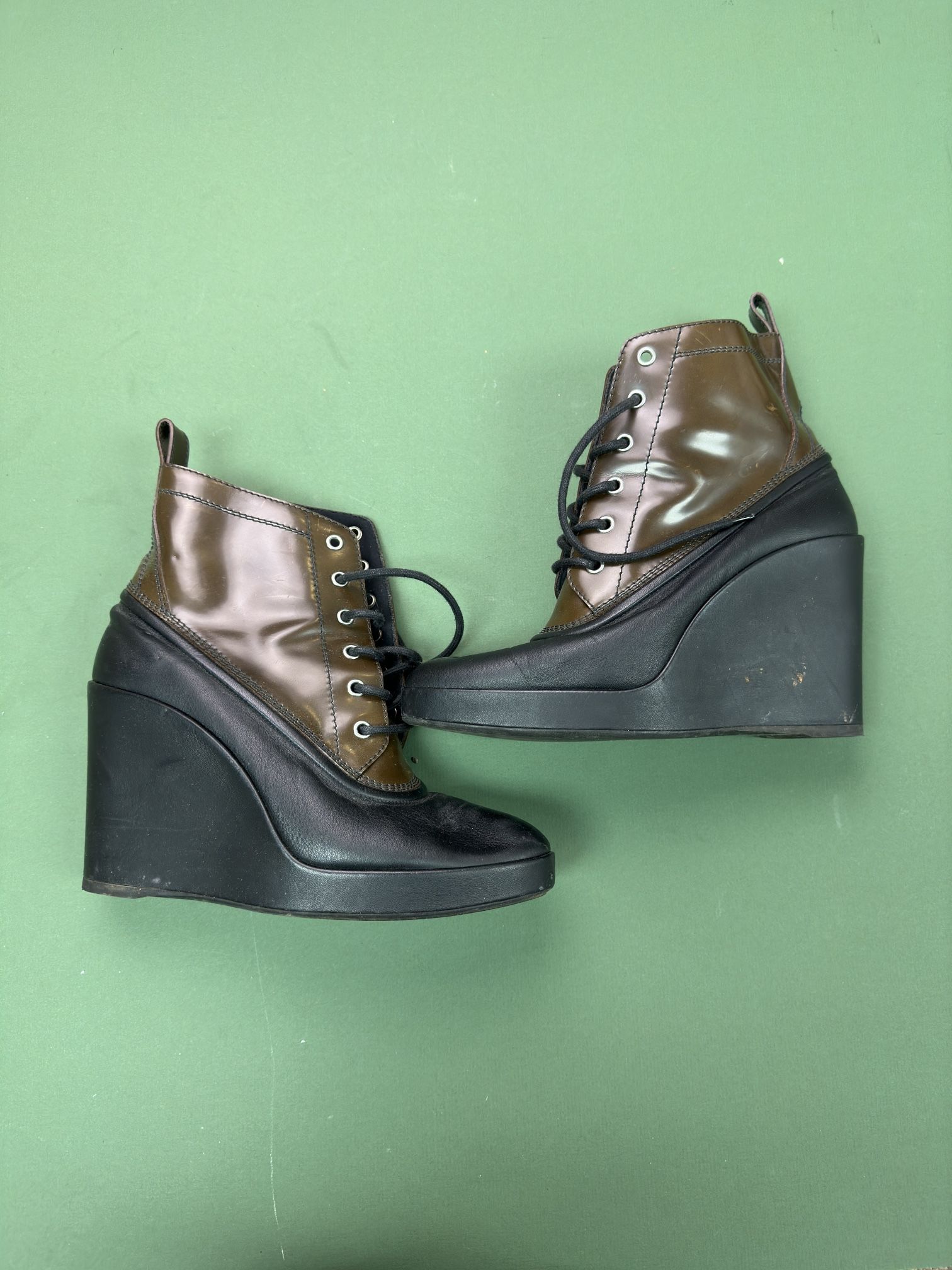 Balenciaga Black Crinkled Leather Wedge Heel Ankle Boots Booties Size EU 40/US 9