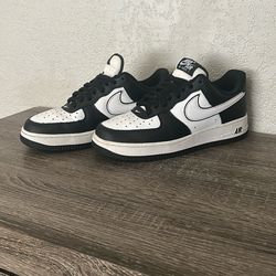 Black White Air Force 1s