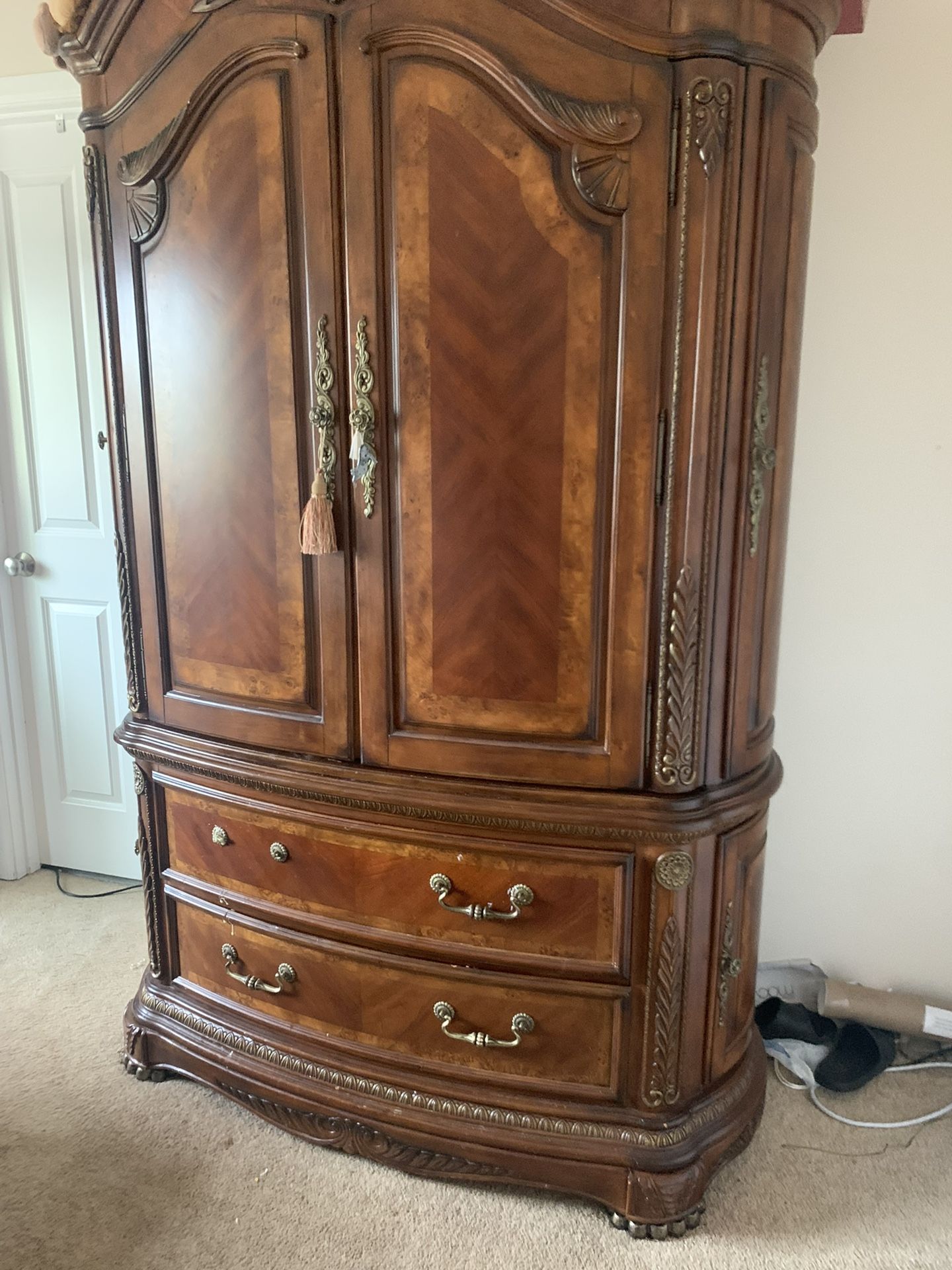 Armoire