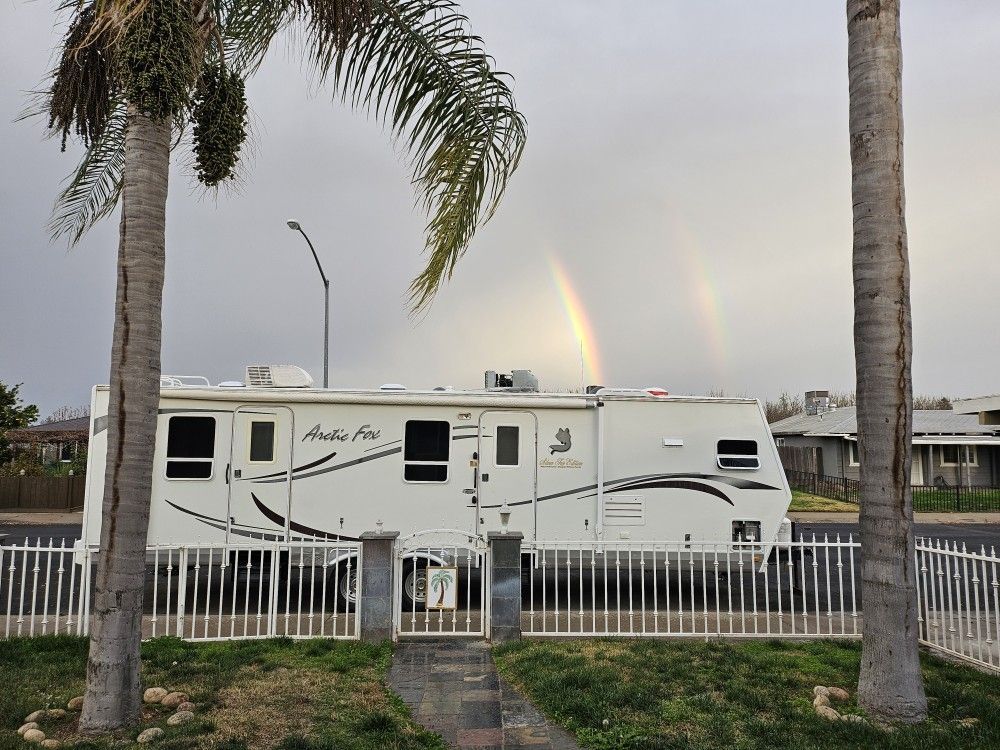 2007 Travel Trailer 33 Foot Long