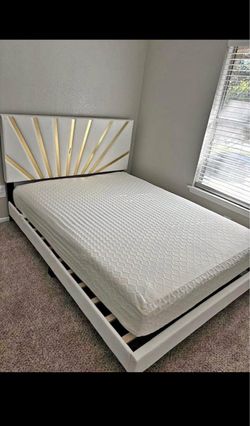 New queen bed frame