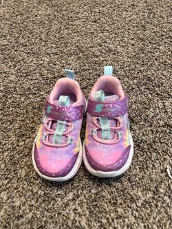 Toddler Sketcher Shoes - Size 5