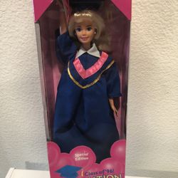 Barbie Class of 1996 Graduation Doll Special Edition