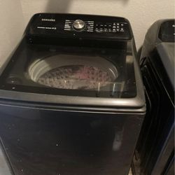 Electric Samsung Washer And Dryer Set 