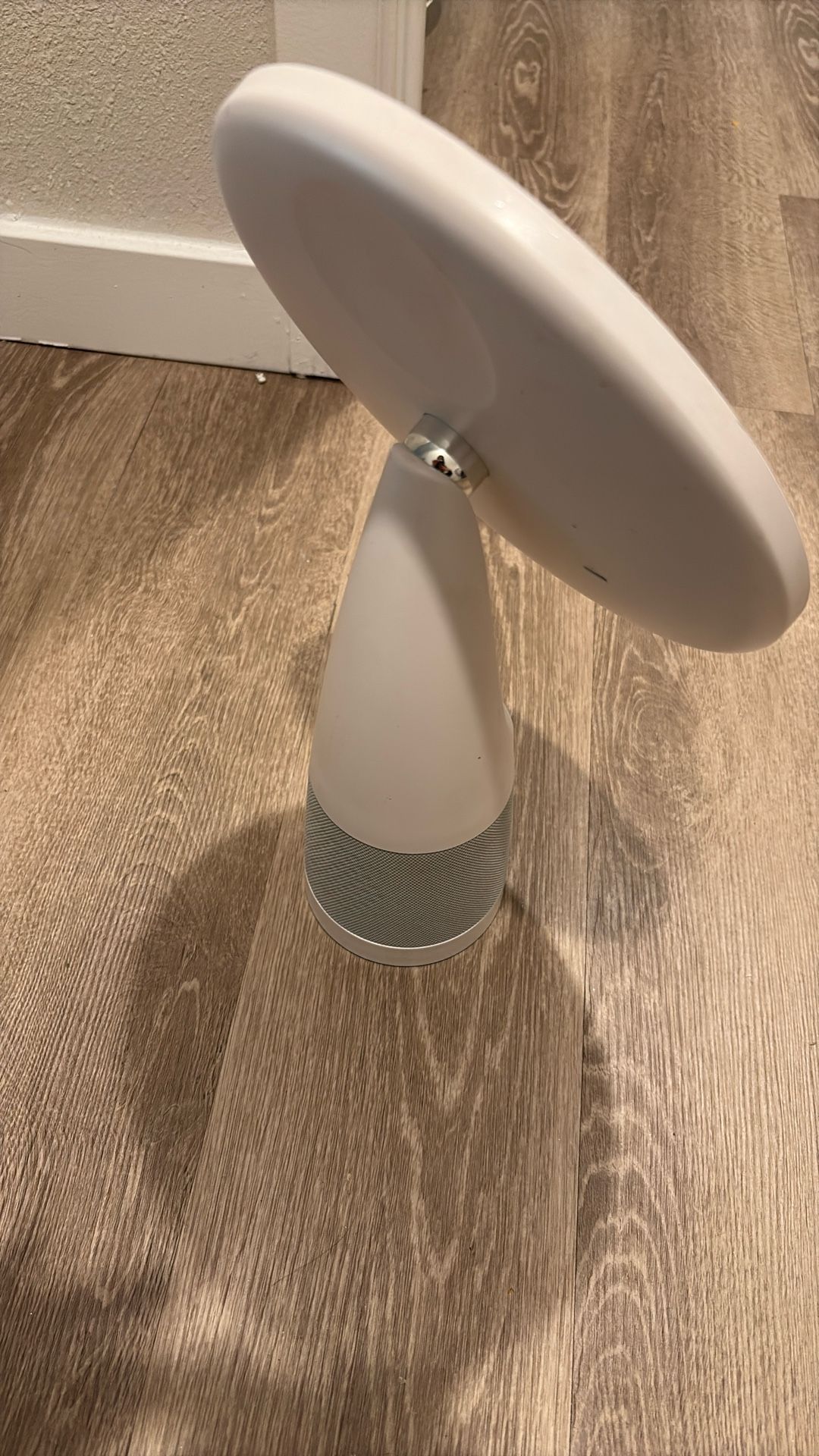 Mirror With Bluetooth