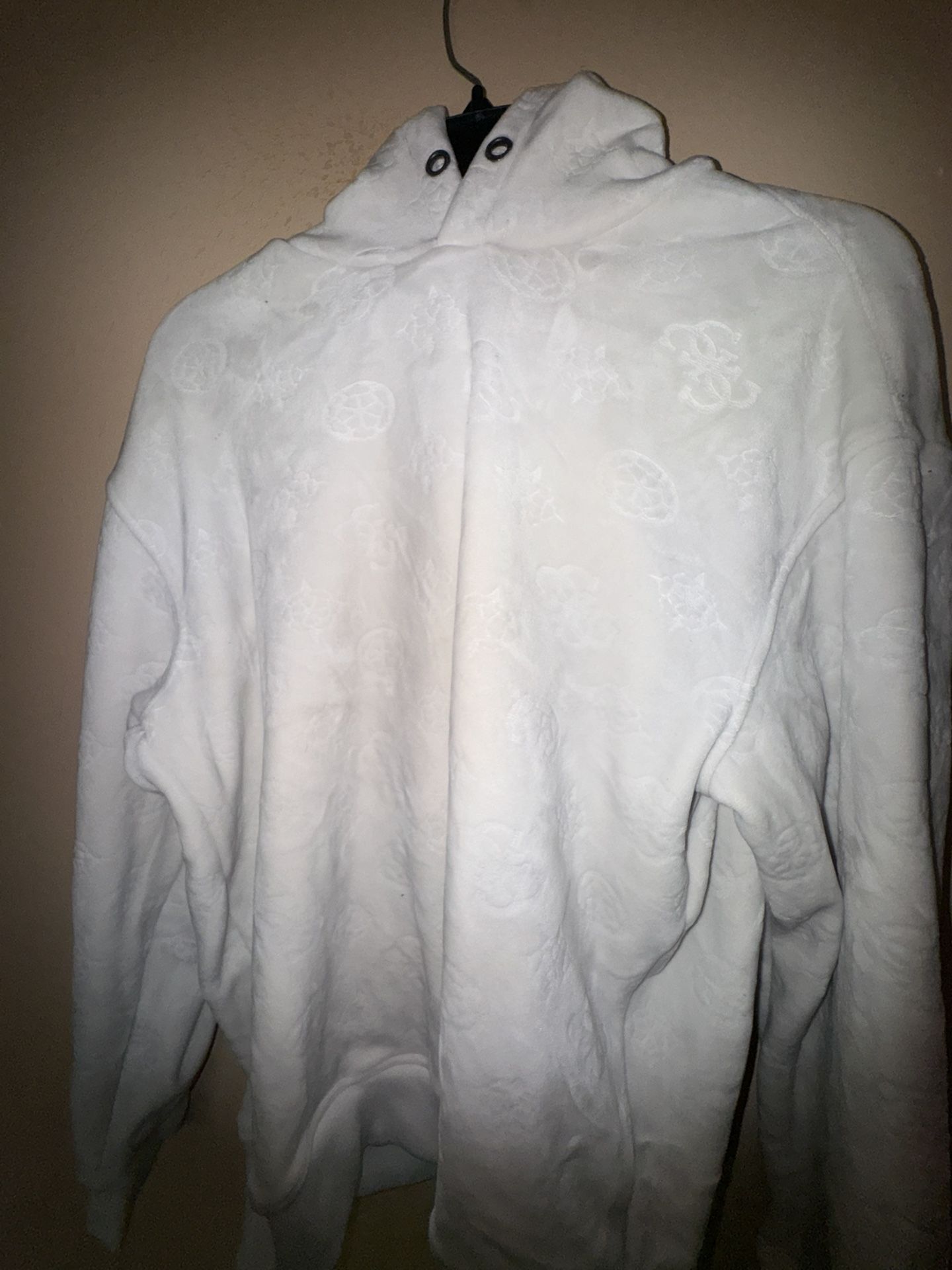 GUESS White Designer Hoodie – Size Small 