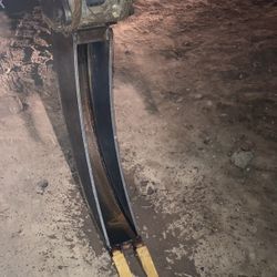 Mini Excavator Trench Bucket 7” 