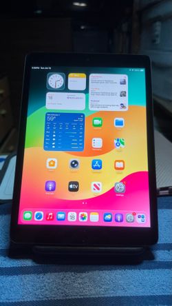 Space Gray Apple iPad 9th Gen. 10.2Inch WiFi and Cellular