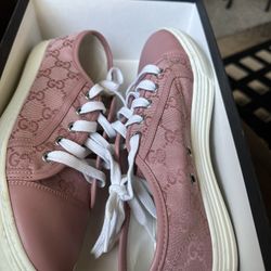 Gucci Shoes 