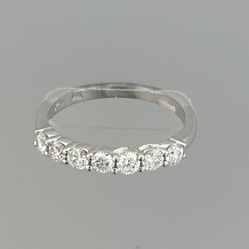 14kt white gold diamond ring (band) 1/2ct 7 diamonds size 5