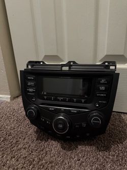 03-07 Honda Accord OEM Stereo