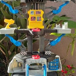 Batman Batcave Imaginext DC Super Friends