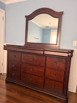 12 Draws Dresser