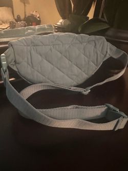 VERA BRADLEY CANGAROO BAG LIKE NEW CONDITION
