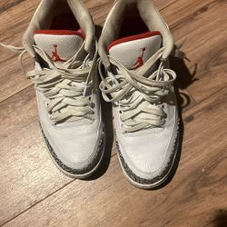 Jordan 4s