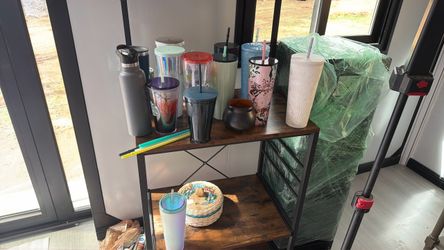 Cups
