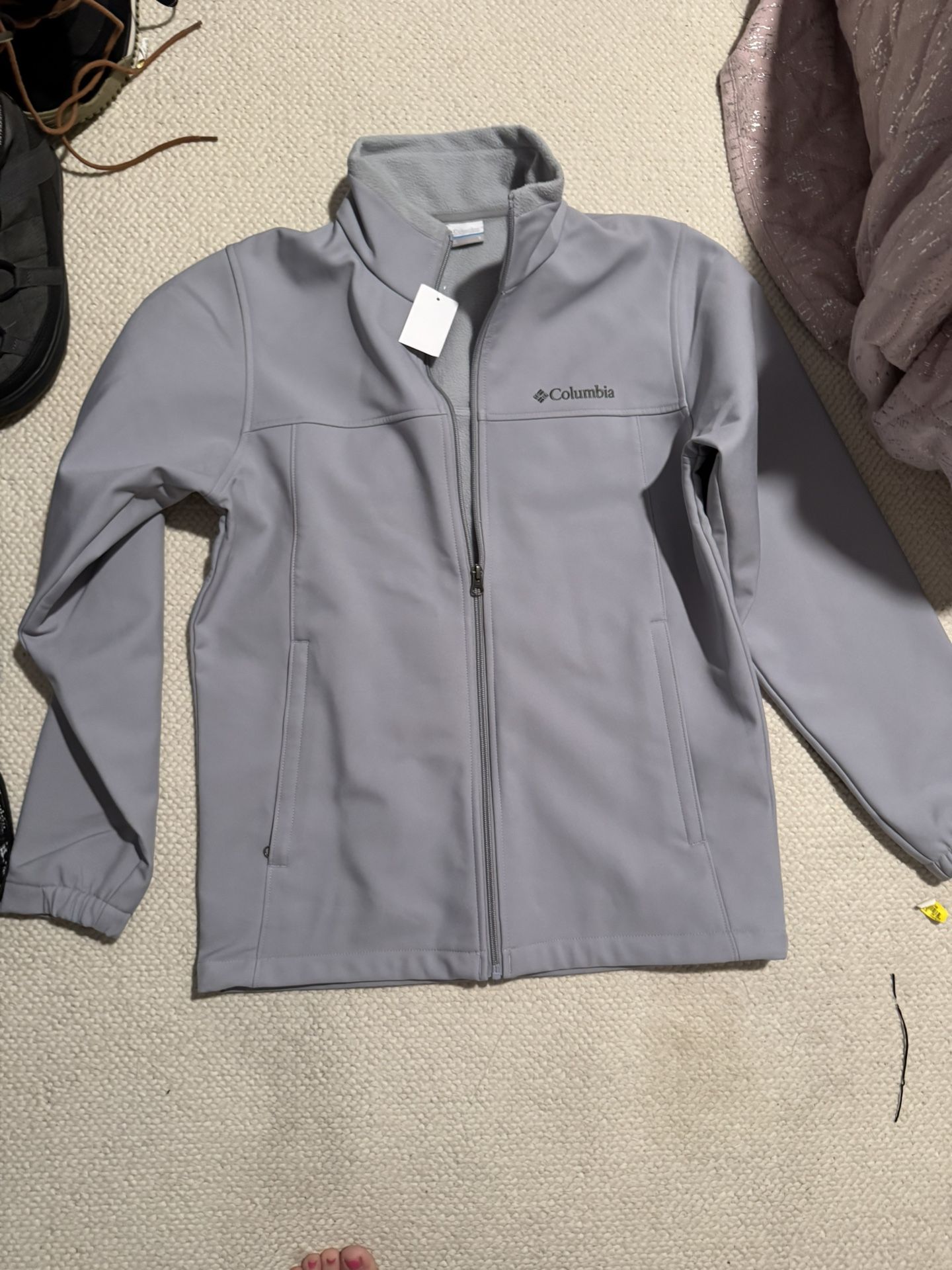 New Men’s Small Columbia Soft Shell Grey Jacket 